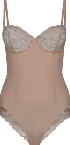 Calvin Klein Body sensual lace QF80027
