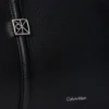 Calvin Klein Emblem hw doctor olkalaukku