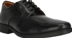 Clarks Tilden Plain pukukengät