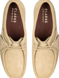 Clarks Wallabee kengät