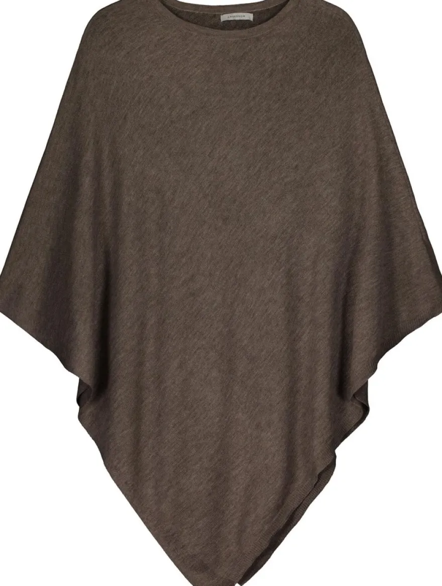 Lasessor Juolas poncho