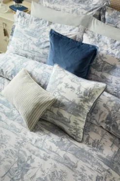 Laura Ashley Braysmith Toile satiinipussilakanasetti 150x210+50x60cm sininen