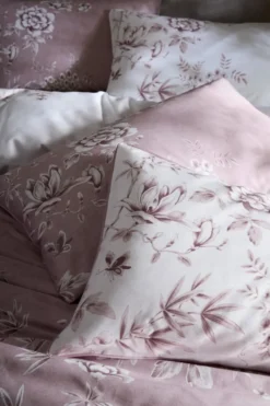 Laura Ashley Rowsham Garden satiinipussilakanasetti 230x220+2x50x60cm pinkki
