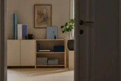 Lundia Classic hylly, kermansävyiset ovet