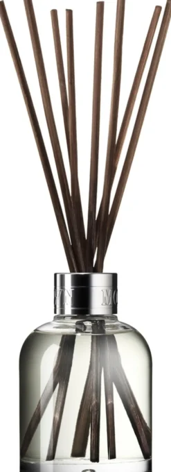 Molton Brown Delicious Rhubarb & Rose Aroma Reeds tuoksutikut 150 ml