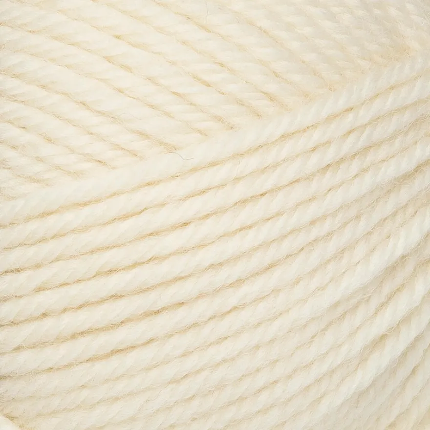 Novita lanka 7 Sisters 100g luonnonvalkoinen 010